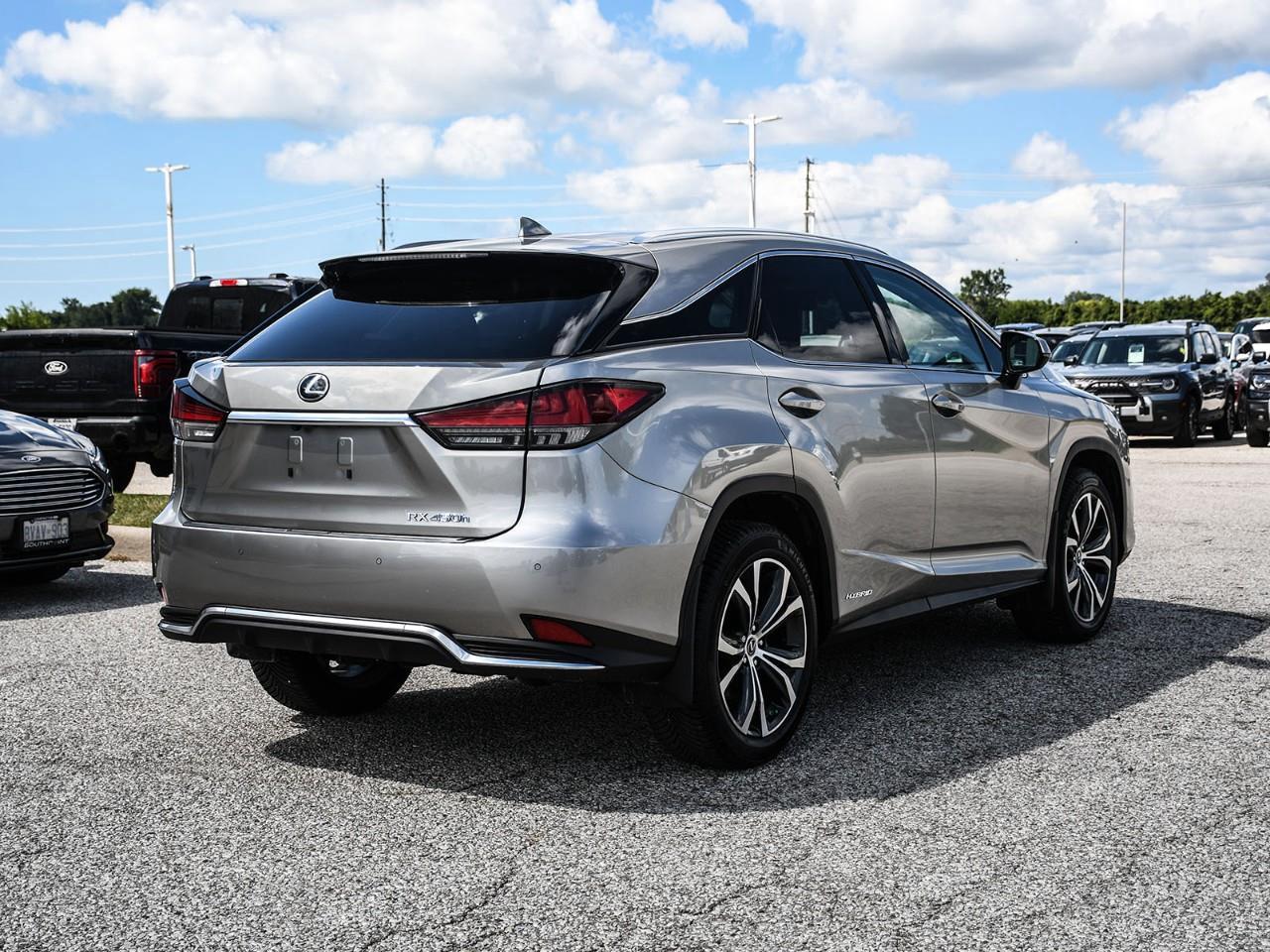 2022 Lexus RX 450h NAV | SUNROOF | HTD & COOLED SEATS | HTD STEERING Photo