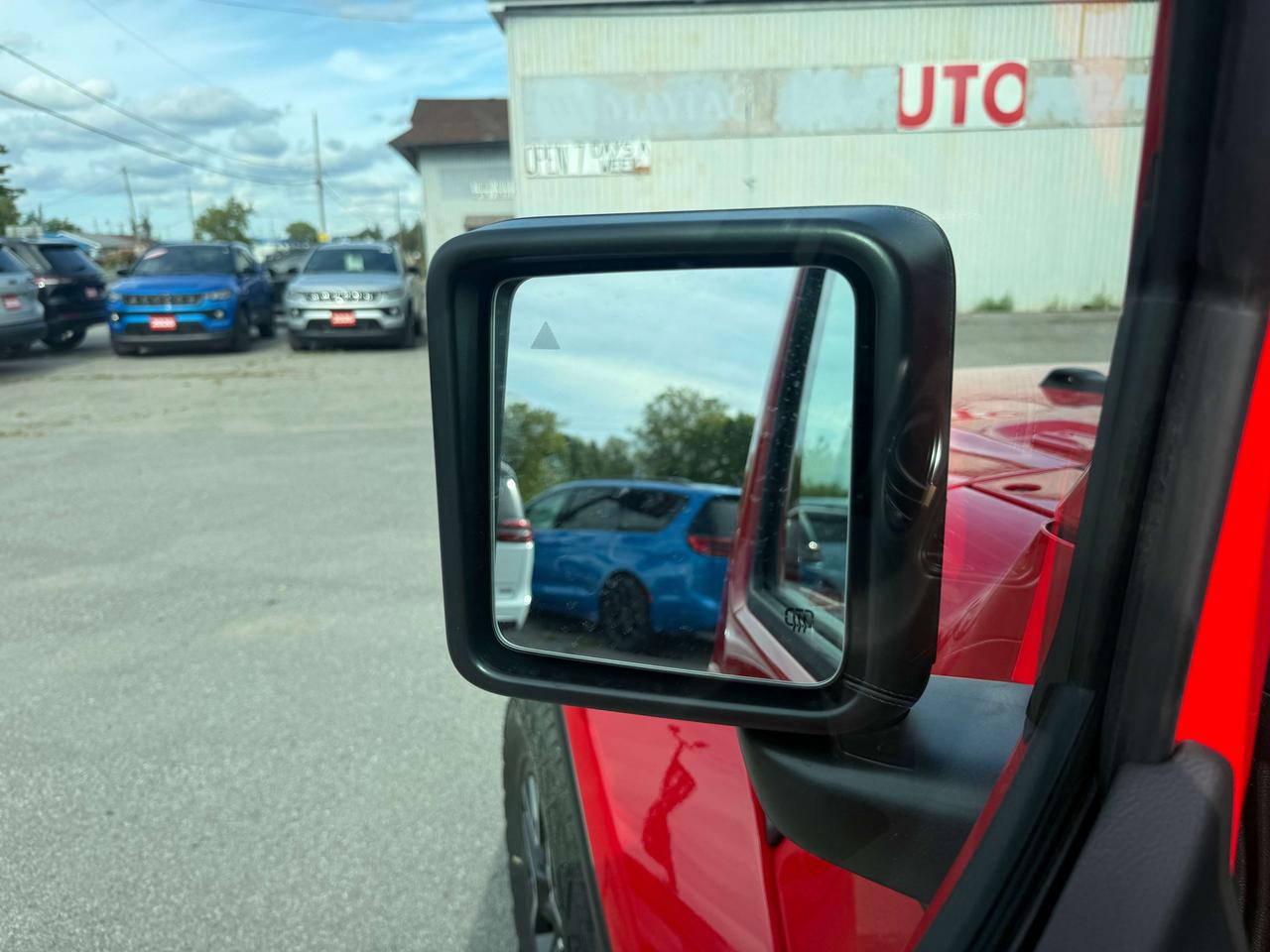 2027 Jeep Wrangler Sahara 4 Door 4x4 Photo