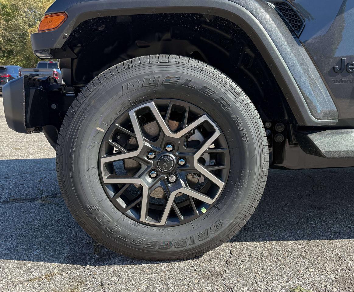 2027 Jeep Wrangler Sahara 4 Door 4x4 Photo