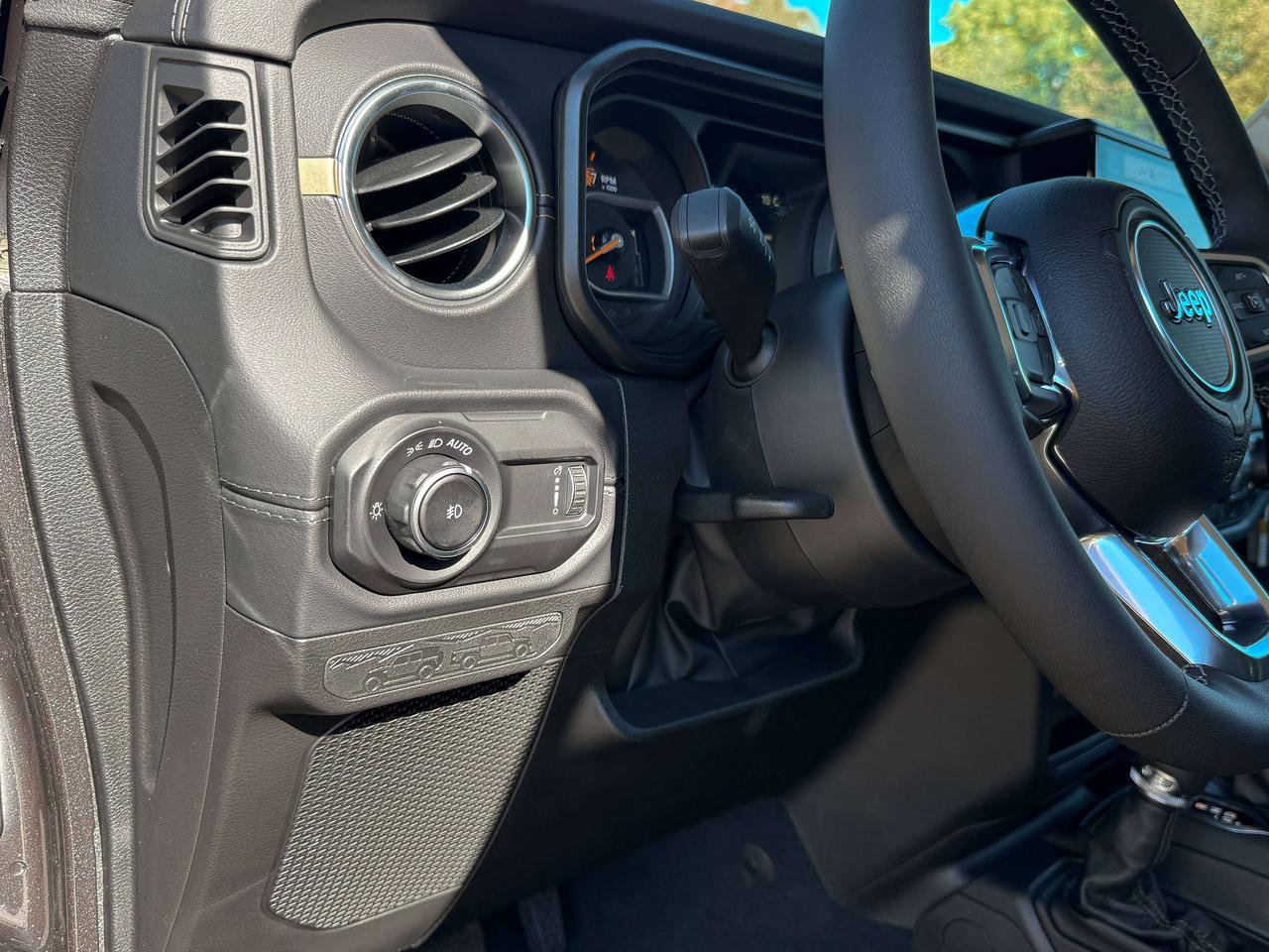 2027 Jeep Wrangler Sahara 4 Door 4x4 Photo