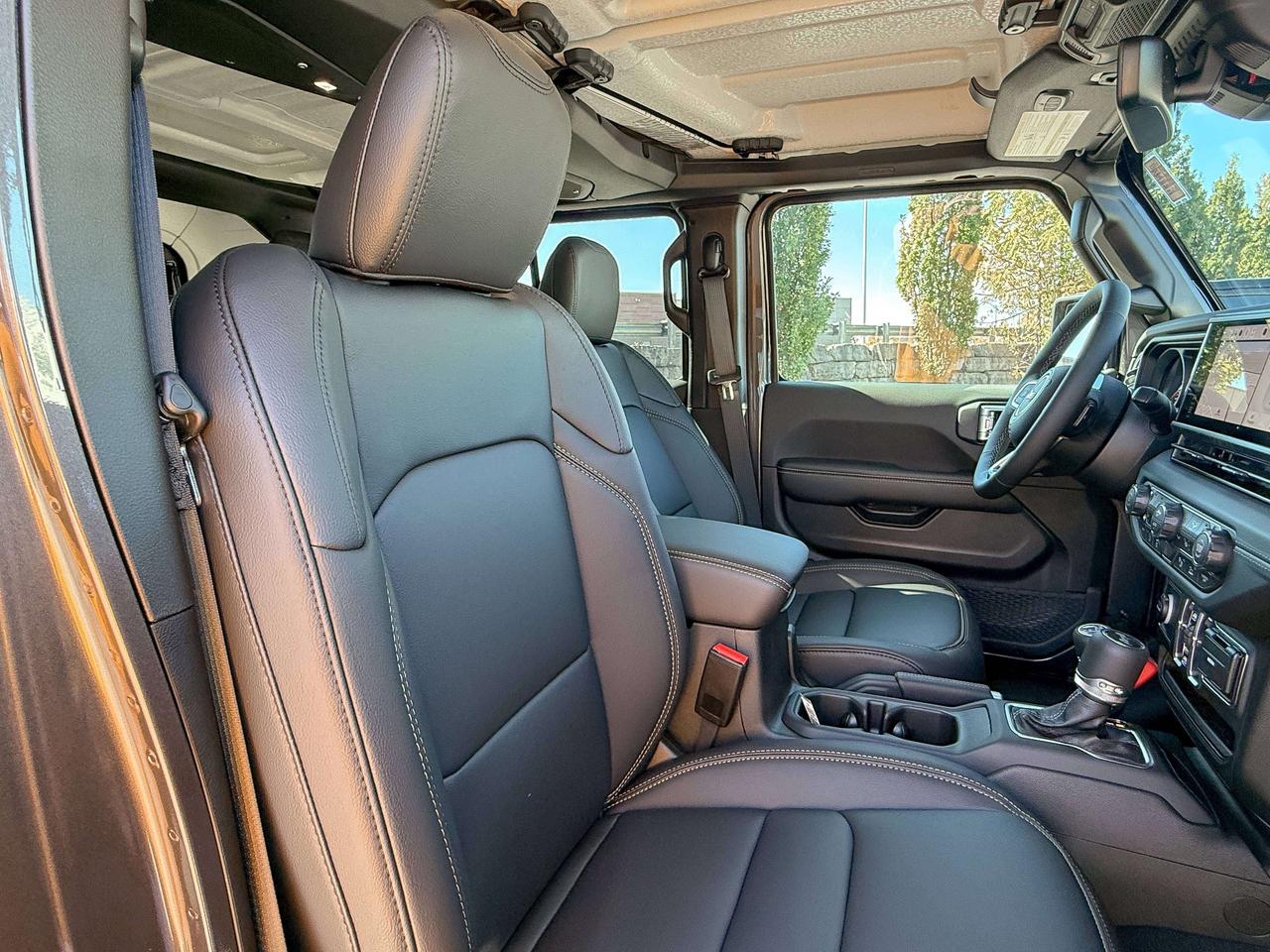 2027 Jeep Wrangler Sahara 4 Door 4x4 Photo