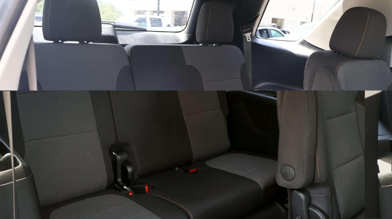 2020 Chevrolet Traverse LT Cloth | Power Liftgate | Nav System Photo