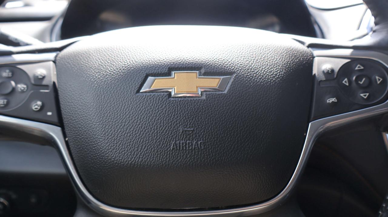 2020 Chevrolet Traverse LT Cloth | Power Liftgate | Nav System Photo