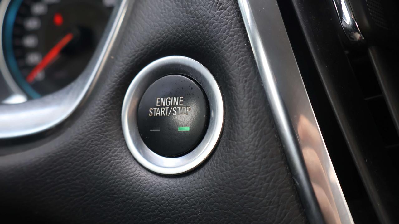 2020 Chevrolet Traverse LT Cloth | Power Liftgate | Nav System Photo