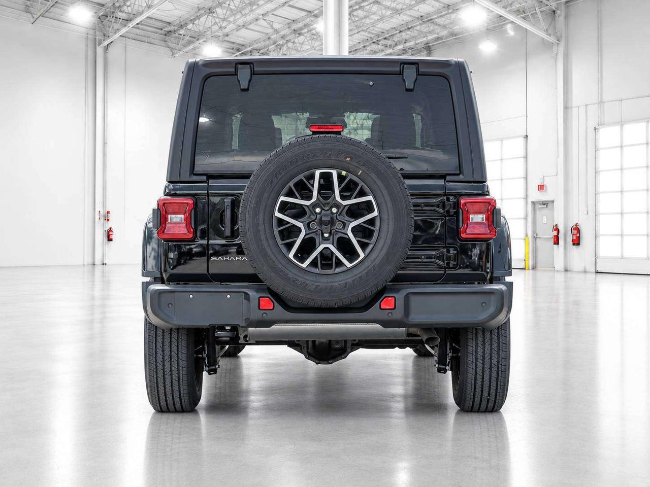 2027 Jeep Wrangler SAHARA | Hardtop | Leather | 12.3" Display | Nav Photo