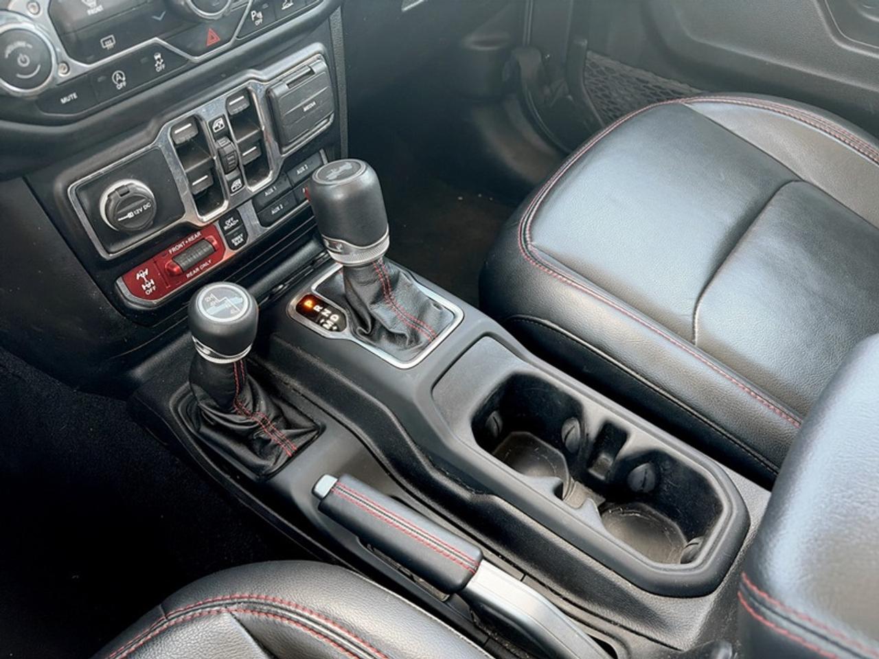 2021 Jeep Wrangler Rubicon  **3.6L PENTASTAR ENGINE** Photo