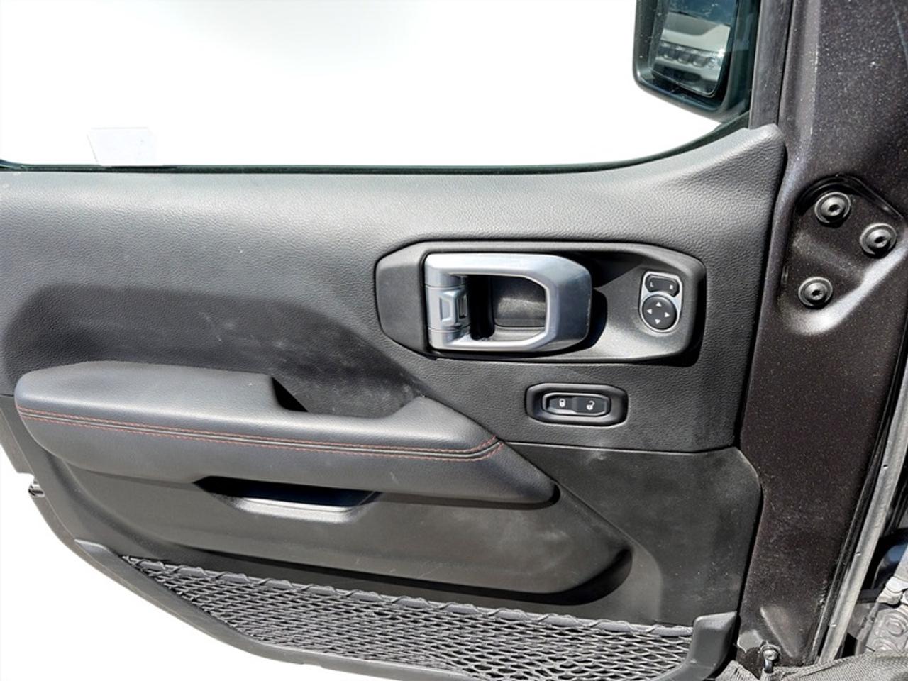 2021 Jeep Wrangler Rubicon  **3.6L PENTASTAR ENGINE** Photo
