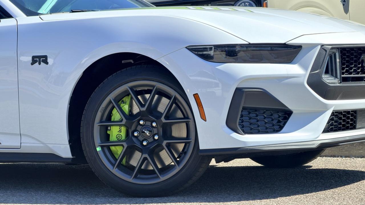 2026 Ford Mustang EcoBoost Premium Fastback Photo1