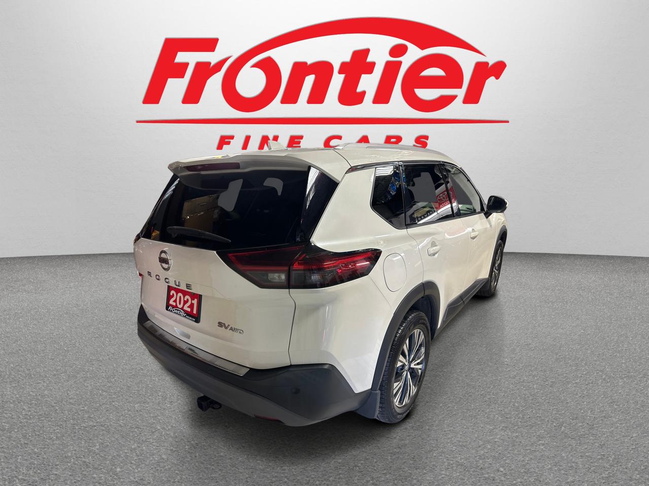 2021 Nissan Rogue SV PREMIUM | CLEAN CARFAX | LEATHER | SUNROOF | Photo