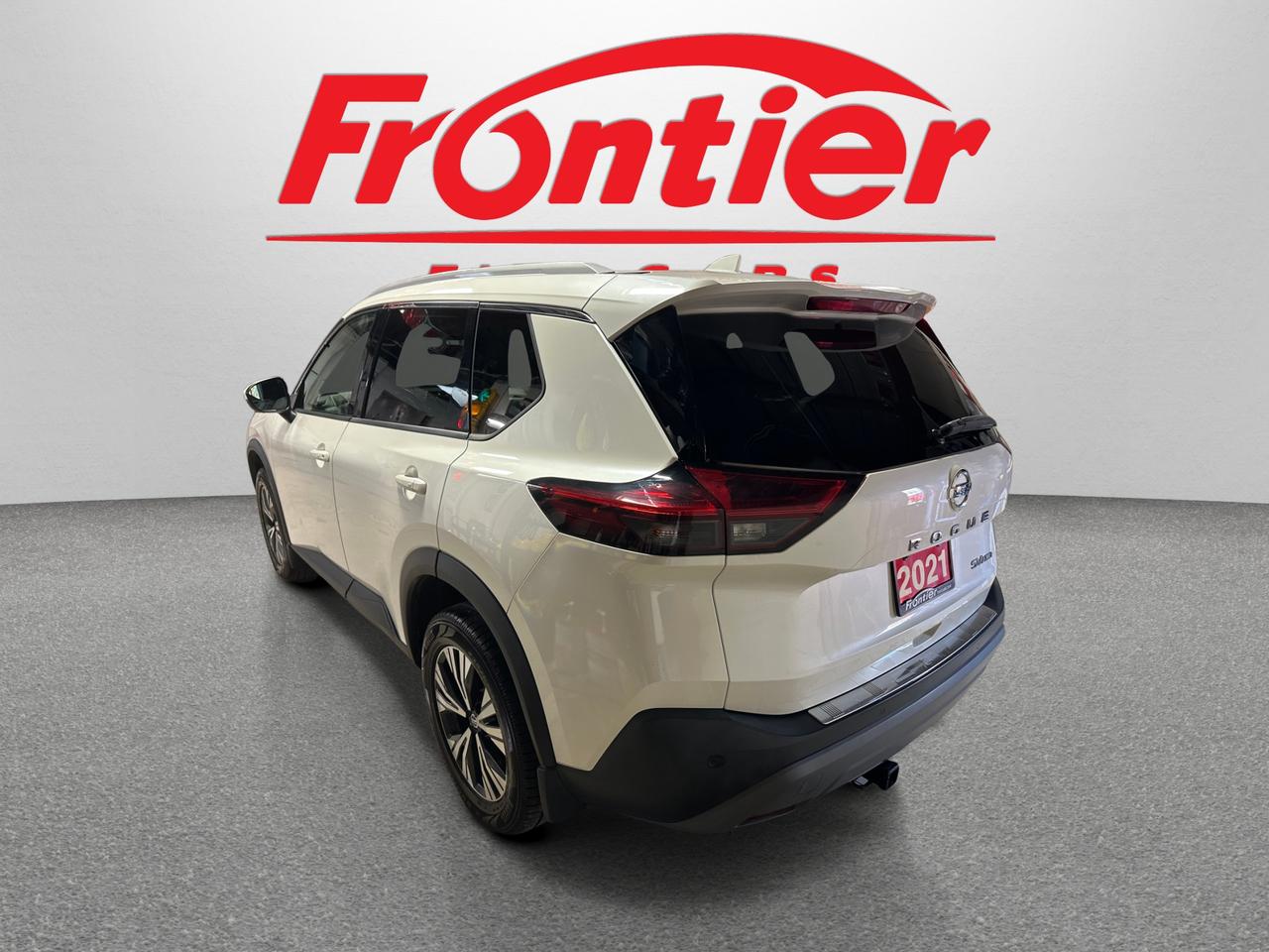 2021 Nissan Rogue SV PREMIUM | CLEAN CARFAX | LEATHER | SUNROOF | Photo