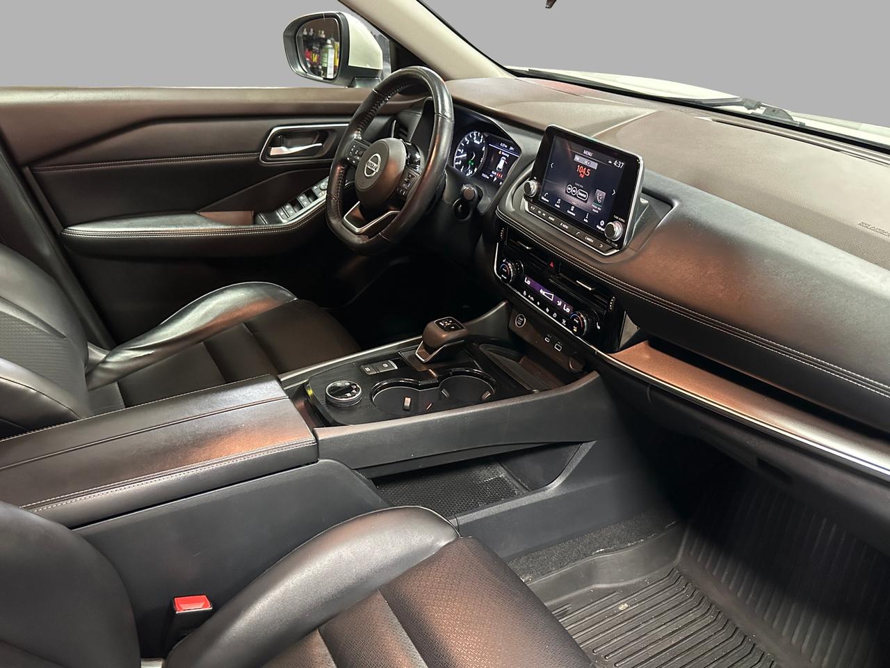 2021 Nissan Rogue SV PREMIUM | CLEAN CARFAX | LEATHER | SUNROOF | Photo