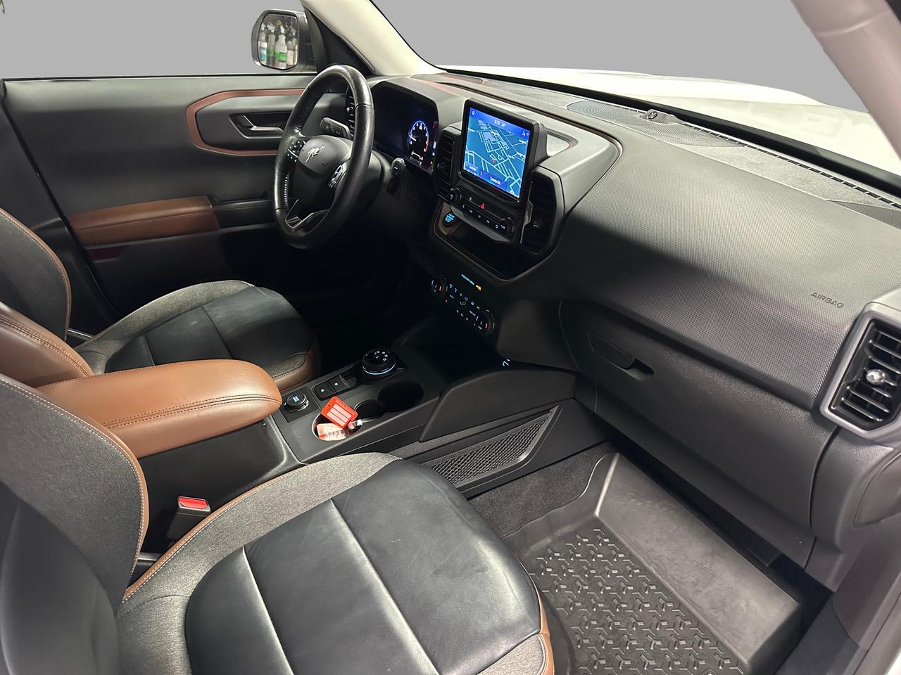 2022 Ford Bronco Sport OUTER BANKS | CLEAN CARFAX | LEATHER | SUNROOF | Photo