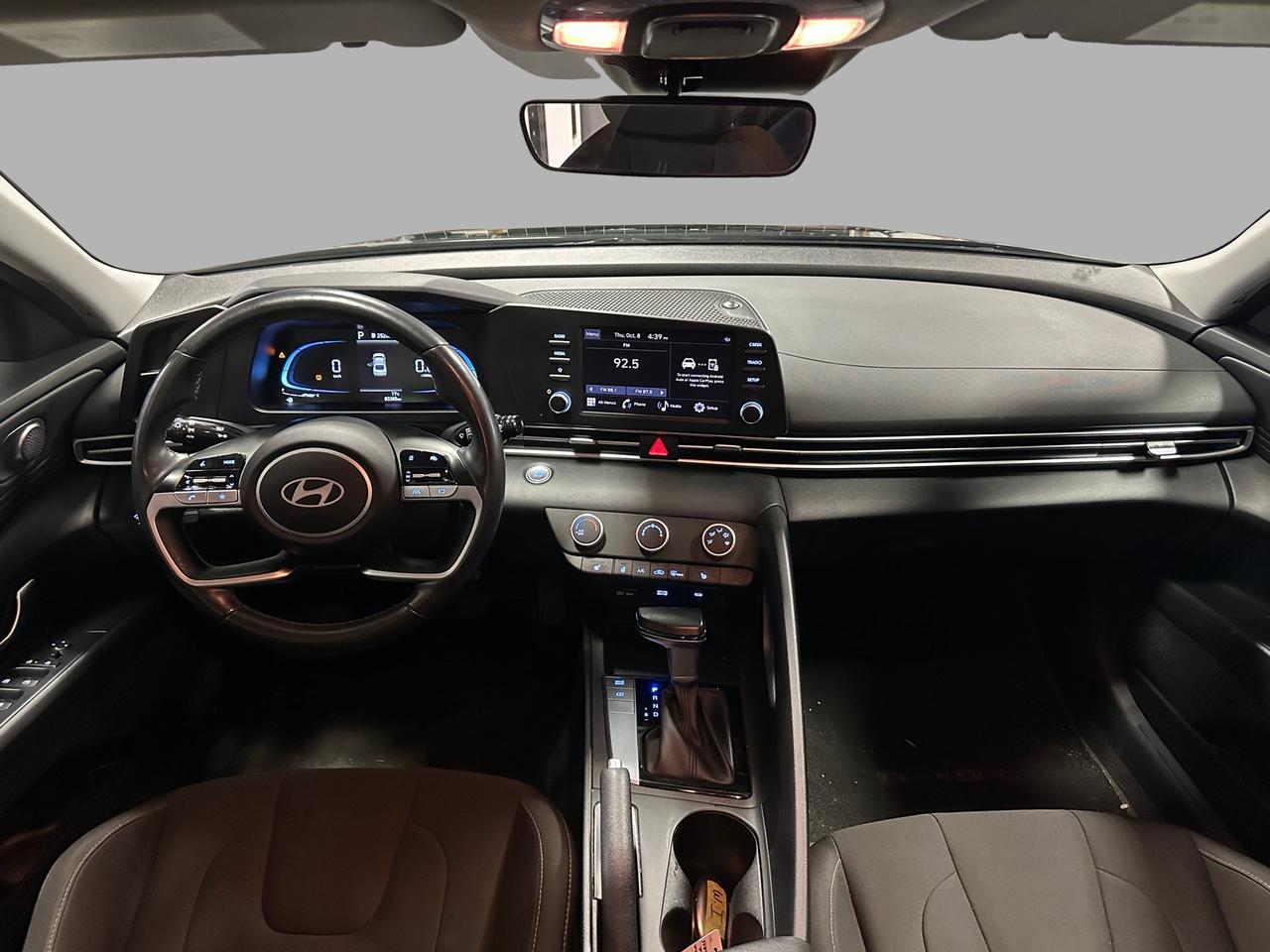 2025 Hyundai Elantra Preferred | CLEAN CARFAX | ONE OWNER | HTD STS Photo