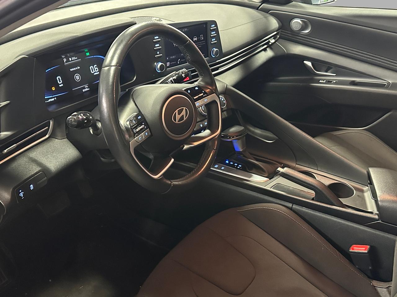 2025 Hyundai Elantra Preferred | CLEAN CARFAX | ONE OWNER | HTD STS Photo