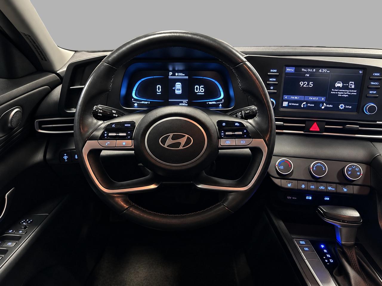 2025 Hyundai Elantra Preferred | CLEAN CARFAX | ONE OWNER | HTD STS Photo