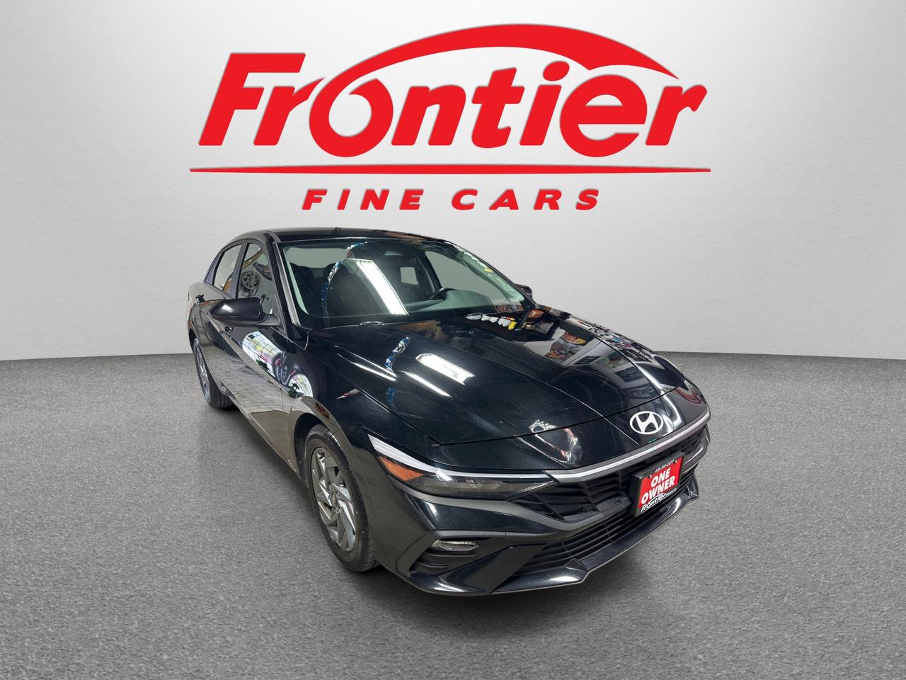 2025 Hyundai Elantra Preferred | CLEAN CARFAX | ONE OWNER | HTD STS Photo