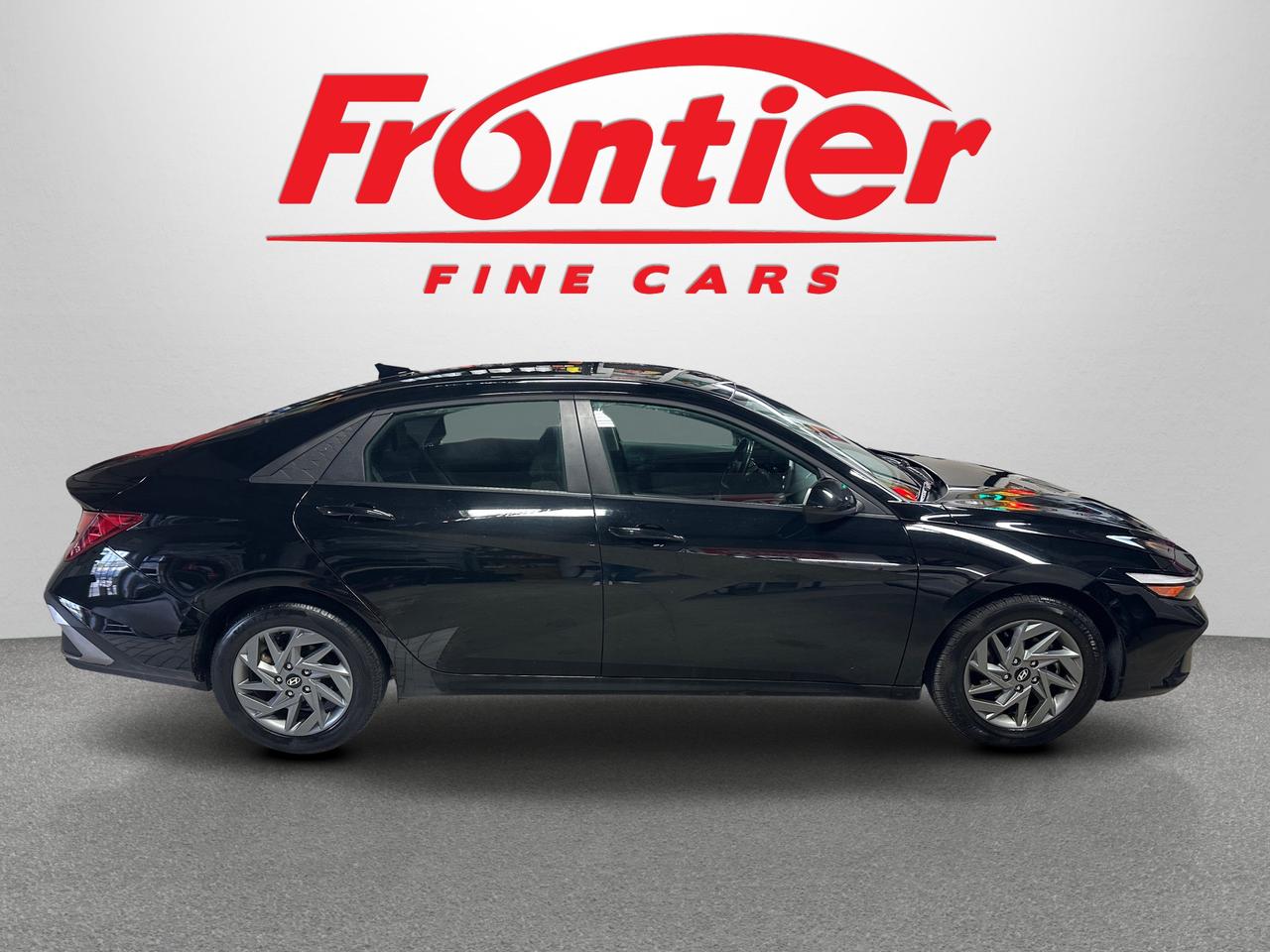 2025 Hyundai Elantra Preferred | CLEAN CARFAX | ONE OWNER | HTD STS Photo