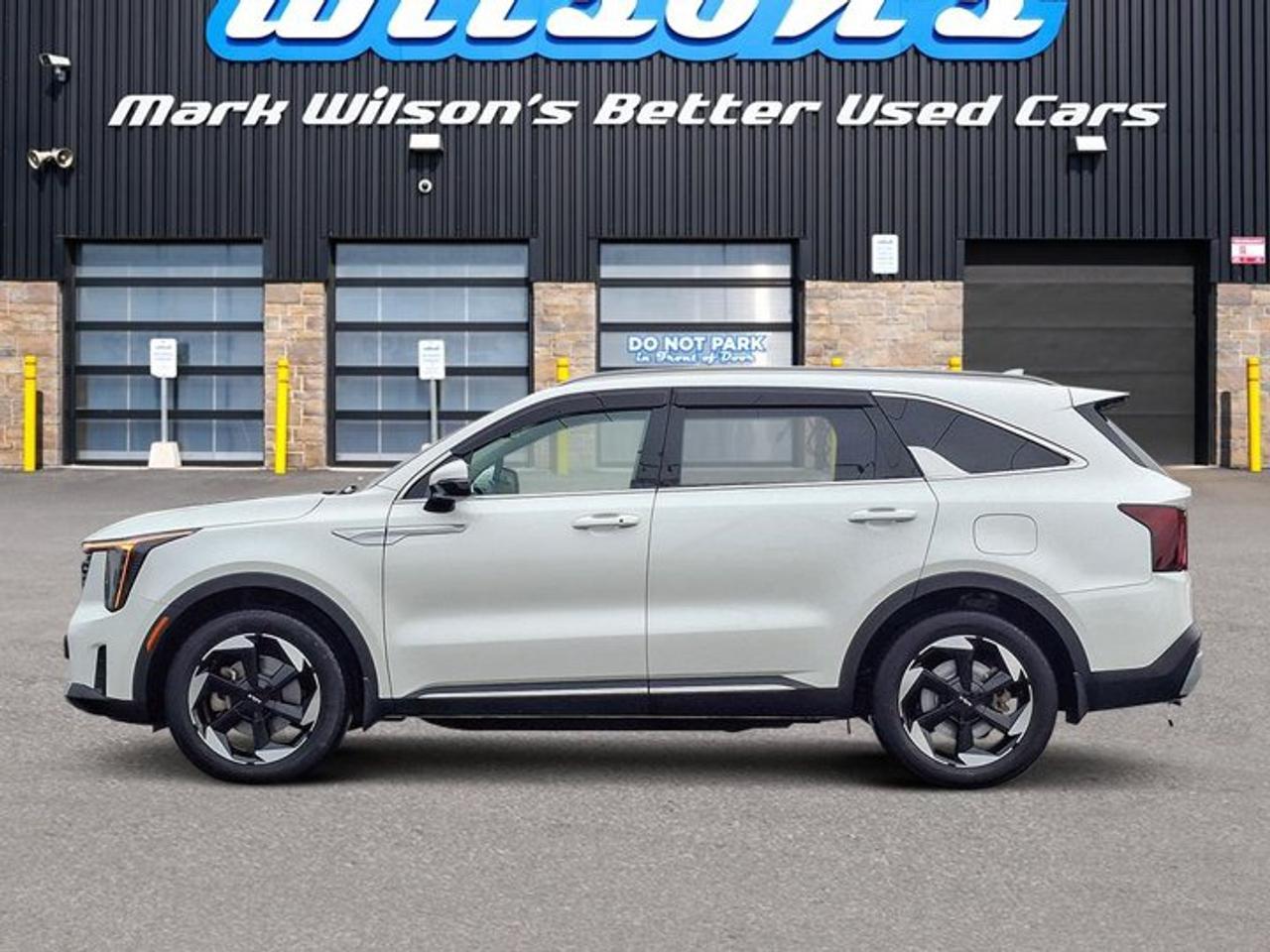 2025 Kia Sorento Hybrid EX AWD | Leather | Smart Cruise | Heated Wheel + Seats | Power Seat | Power Liftgate | and More ! Photo5