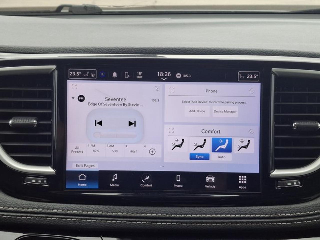 2024 Chrysler Pacifica Touring-L | Leather | Adaptive Cruise | Power Sliding Doors + Hatch | Heated Wheel + Seats and More! Photo