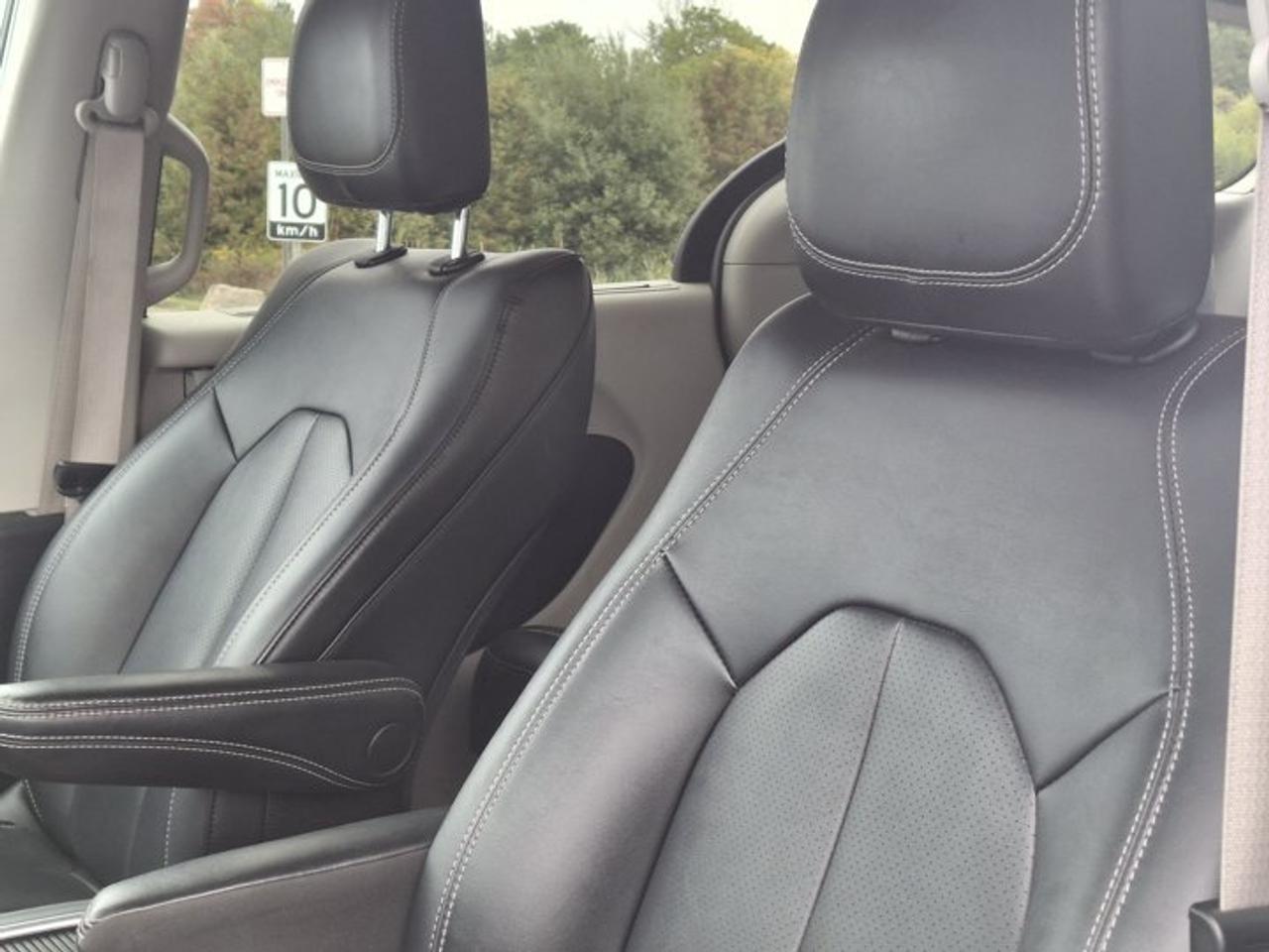 2024 Chrysler Pacifica Touring-L | Leather | Adaptive Cruise | Power Sliding Doors + Hatch | Heated Wheel + Seats and More! Photo