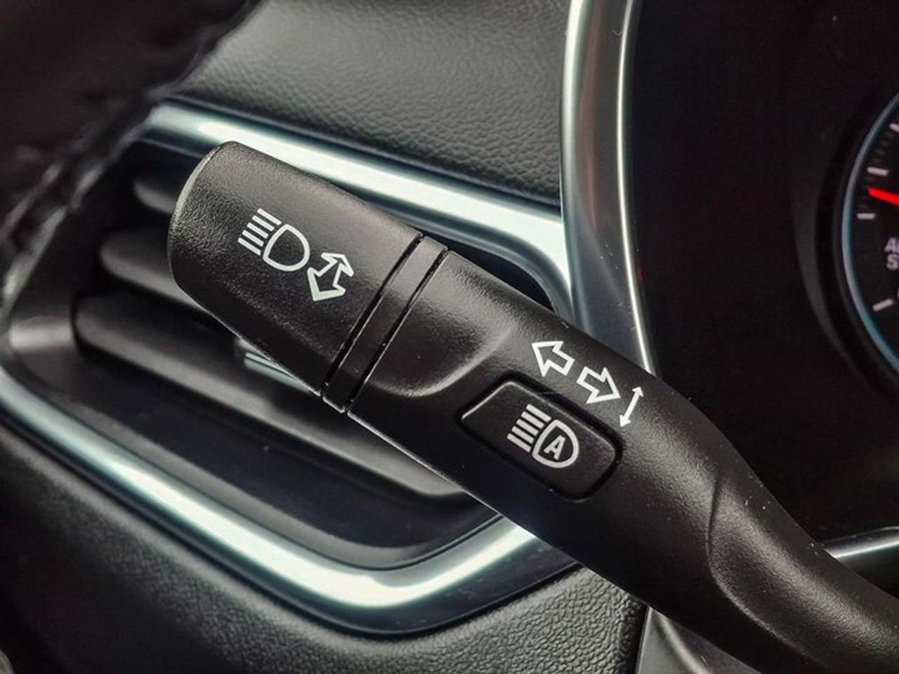2022 Chevrolet Equinox LT AWD | Pano Roof | Navi | Heated Seats + Steering | Adaptive Cruise | Power Liftgate | and More ! Photo