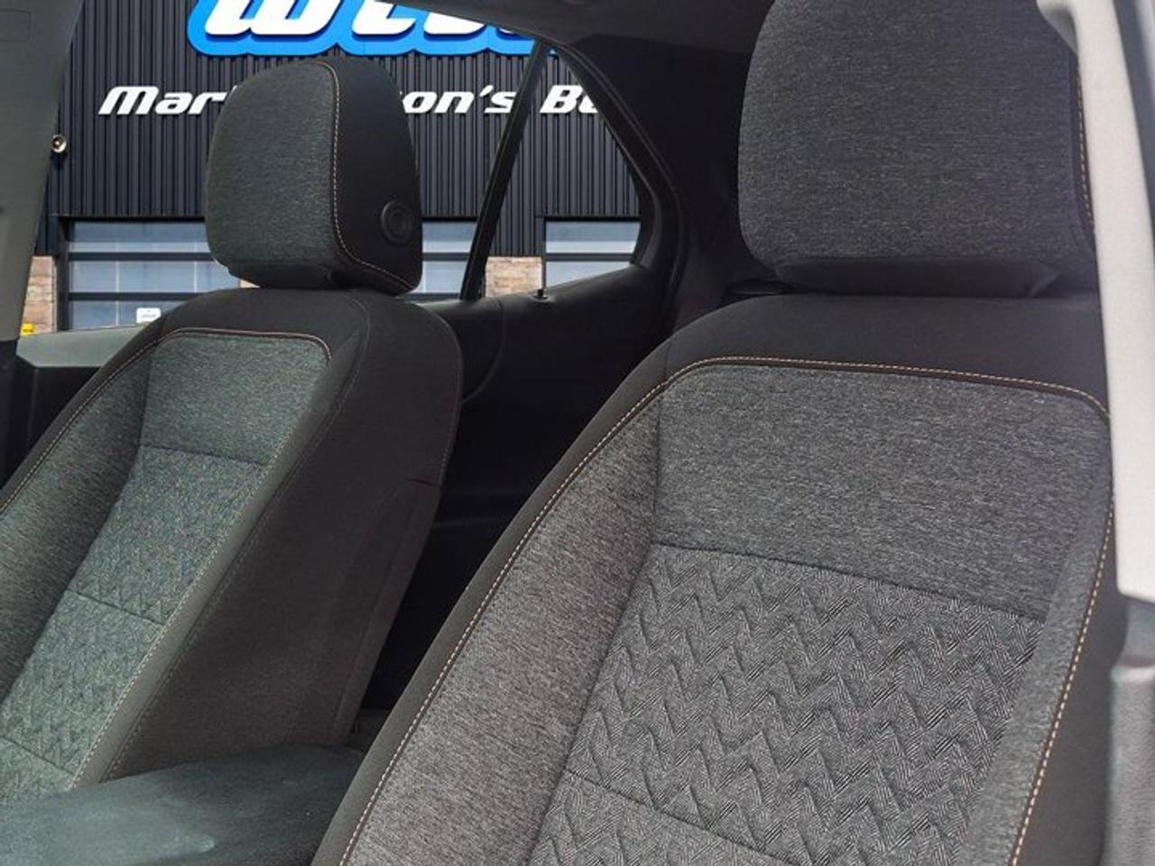 2022 Chevrolet Equinox LT AWD | Pano Roof | Navi | Heated Seats + Steering | Adaptive Cruise | Power Liftgate | and More ! Photo