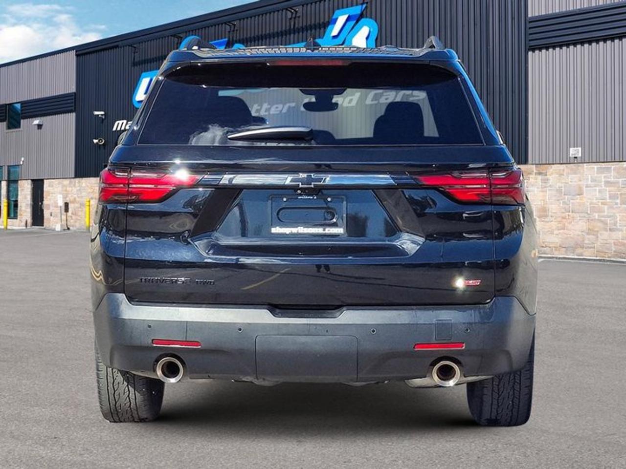 2022 Chevrolet Traverse RS AWD | Leather | Pano Roof | Nav | 360 Camera | Adaptive Cruise | Heated Wheel + Seats | and More! Photo