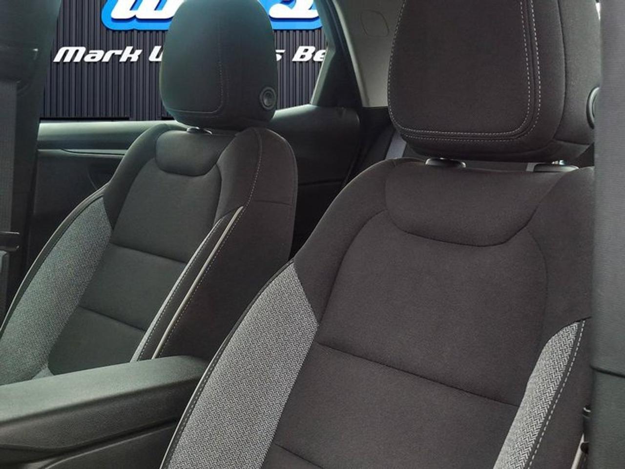 2023 Chevrolet TrailBlazer LS | Air Conditioning | Lane Keep Assist | Reverse Camera | Apple Carplay + Android Auto | and More! Photo