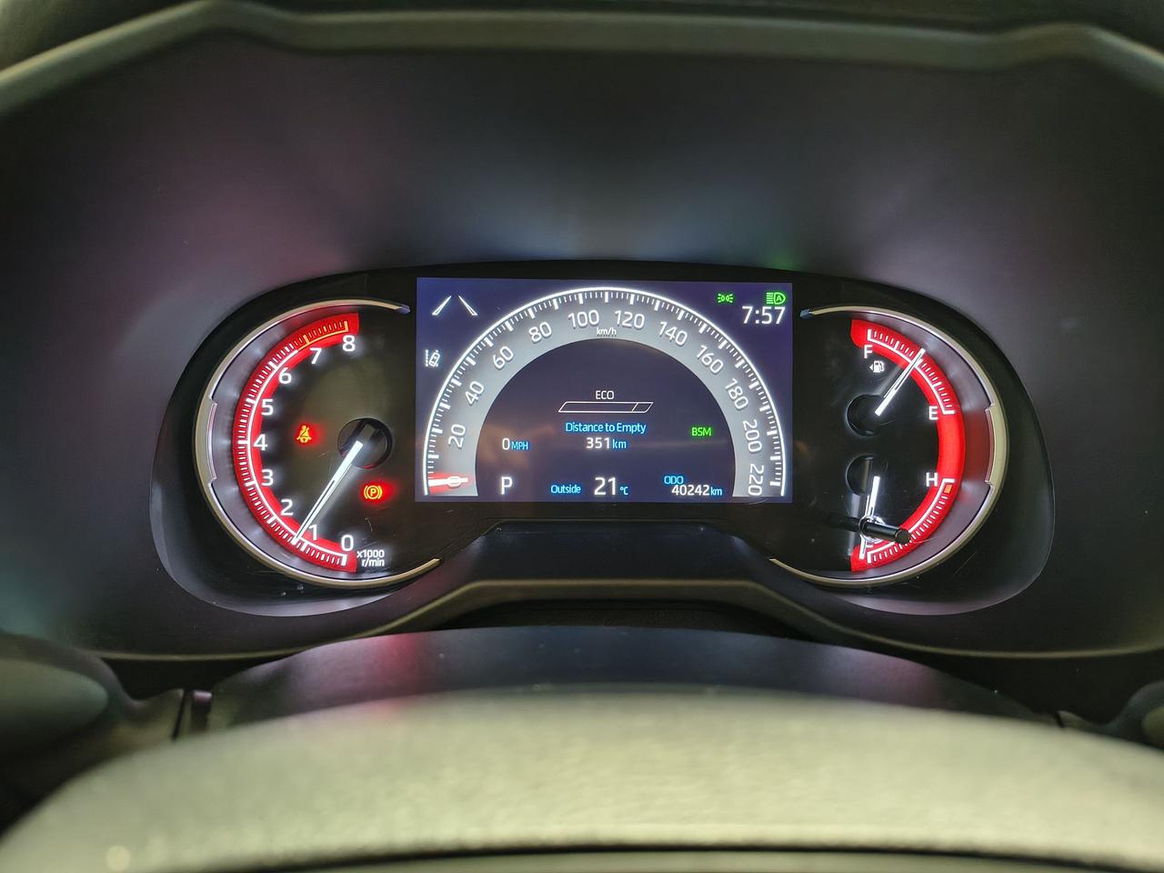 2023 Toyota RAV4 LE Photo0