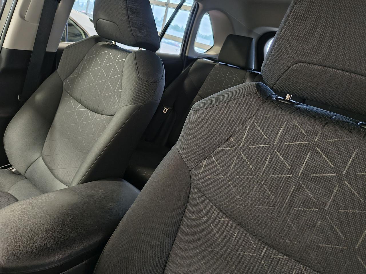 2023 Toyota RAV4 LE Photo