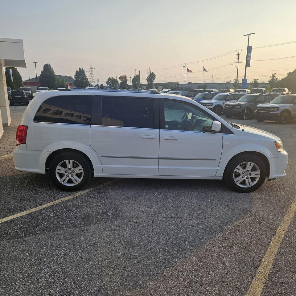 2017 Dodge Grand Caravan CREW PLUS! LEATHER, POWER LIFTGATE, AS TRADED! Photo3