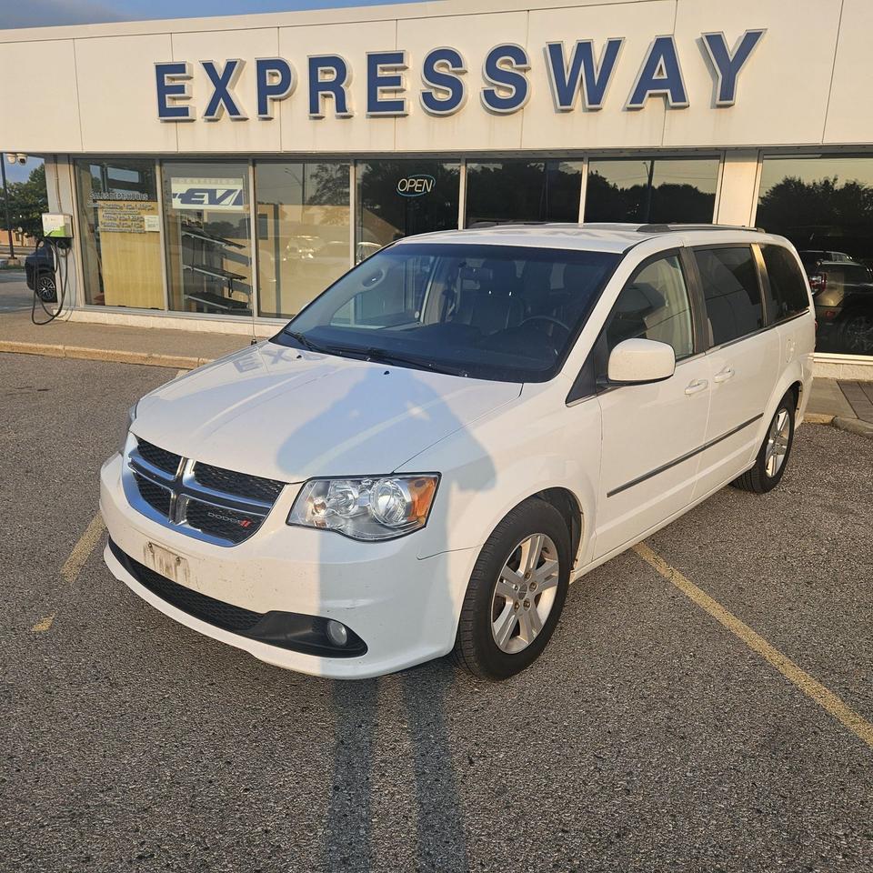 2017 Dodge Grand Caravan CREW PLUS! LEATHER, POWER LIFTGATE, AS TRADED! Photo0