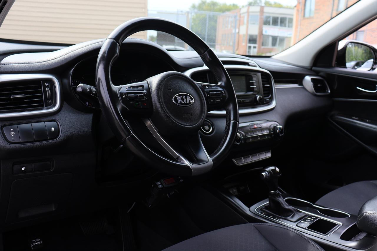 2016 Kia Sorento LX+ | AWD | 7 Seater | 1 Owner | Clean CRFX & More Photo28
