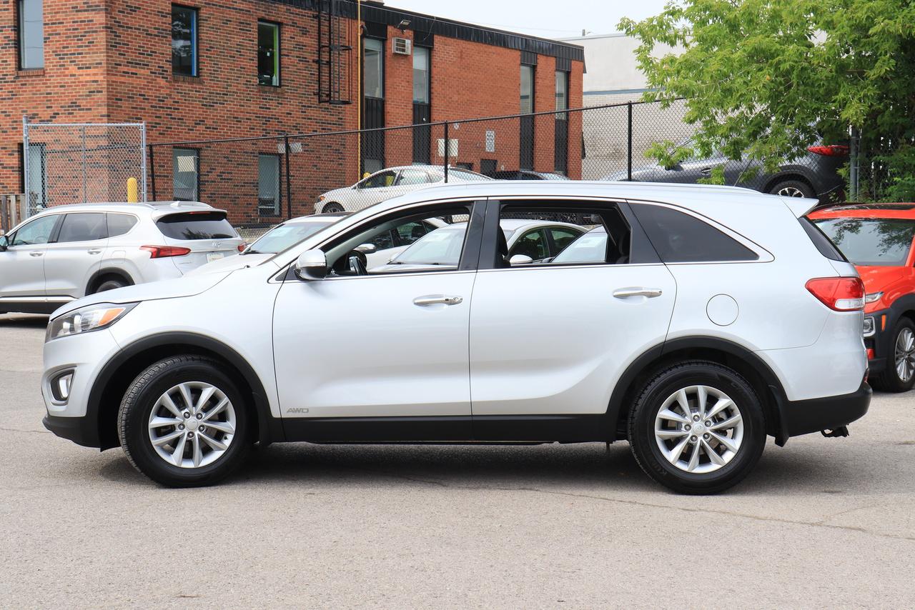 2016 Kia Sorento LX+ | AWD | 7 Seater | 1 Owner | Clean CRFX & More Photo6