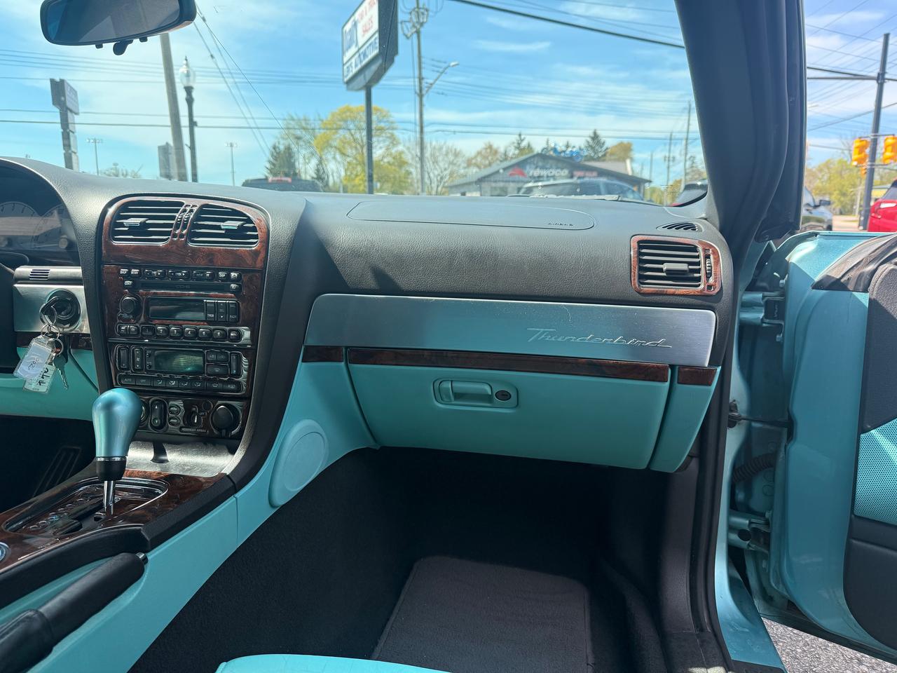 2002 Ford Thunderbird 2dr Conv w/Hardtop Photo