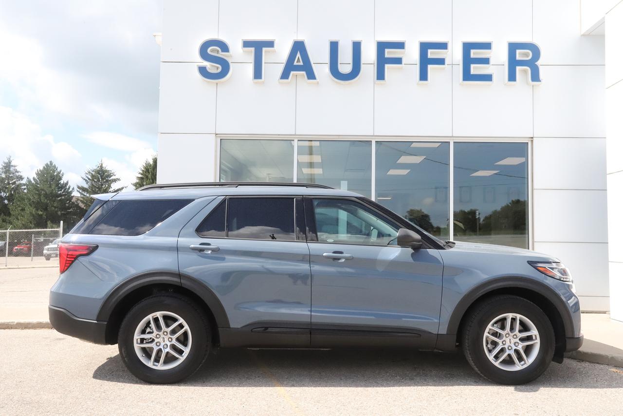 2026 Ford Explorer Active w/200A Pkg 4WD Photo2