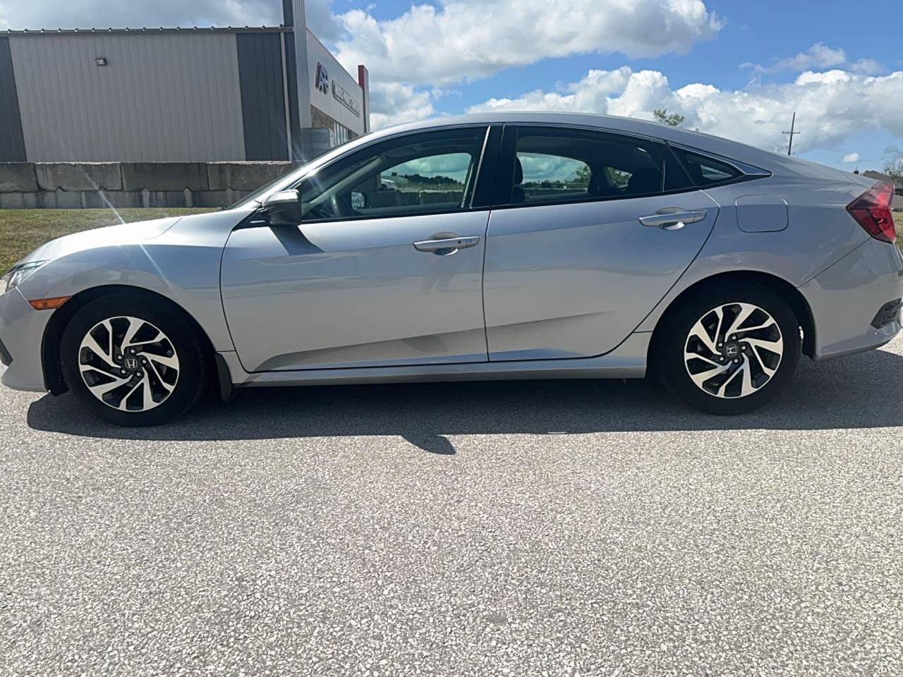 2016 Honda Civic EX Photo