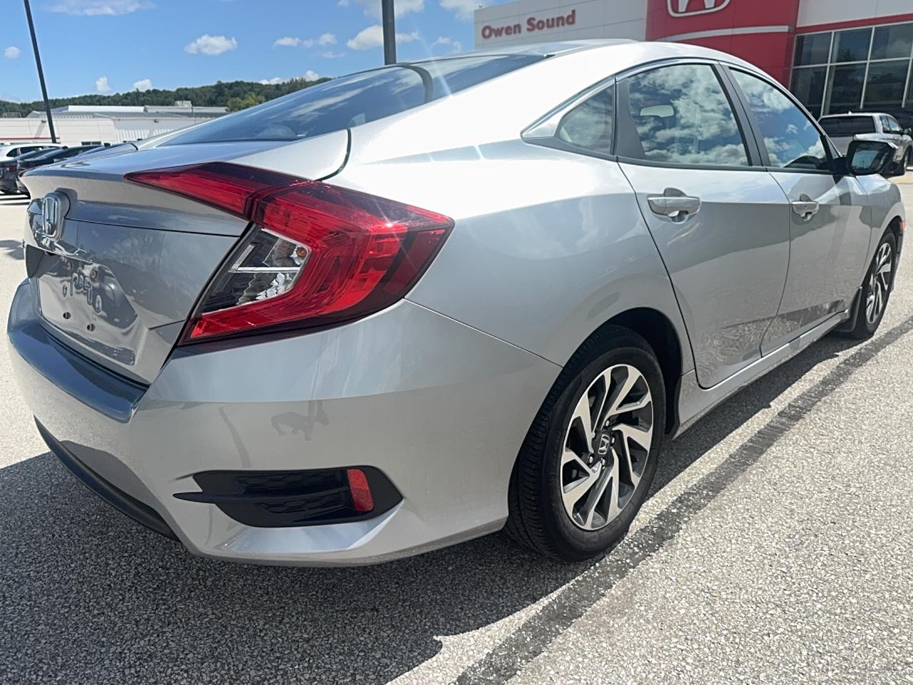 2016 Honda Civic EX Photo