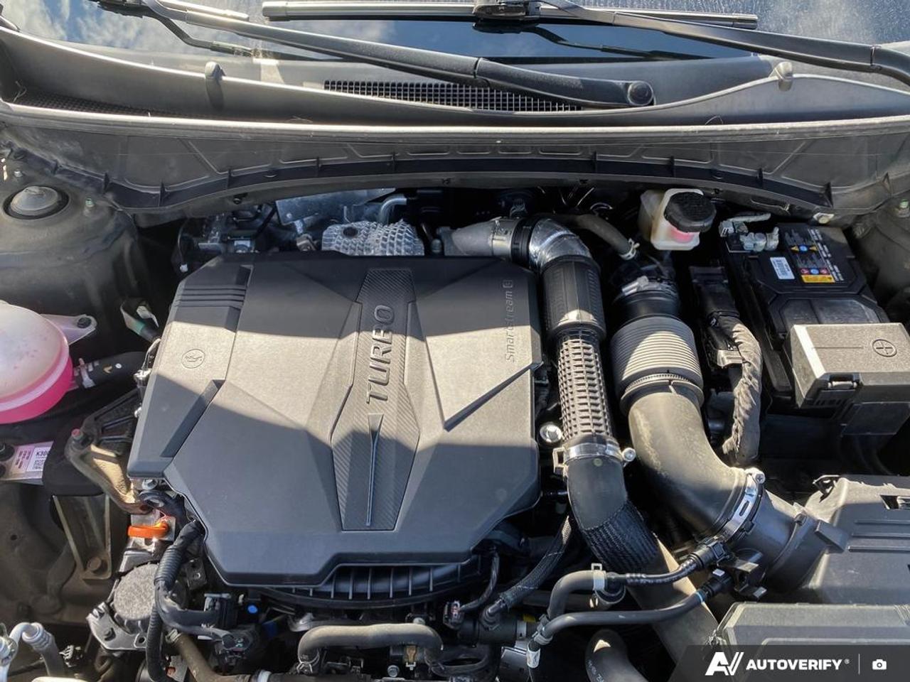 2023 Hyundai Santa Cruz Ultimate w/Colour Package POWER MOONROOF | NAV | LEATHER Photo