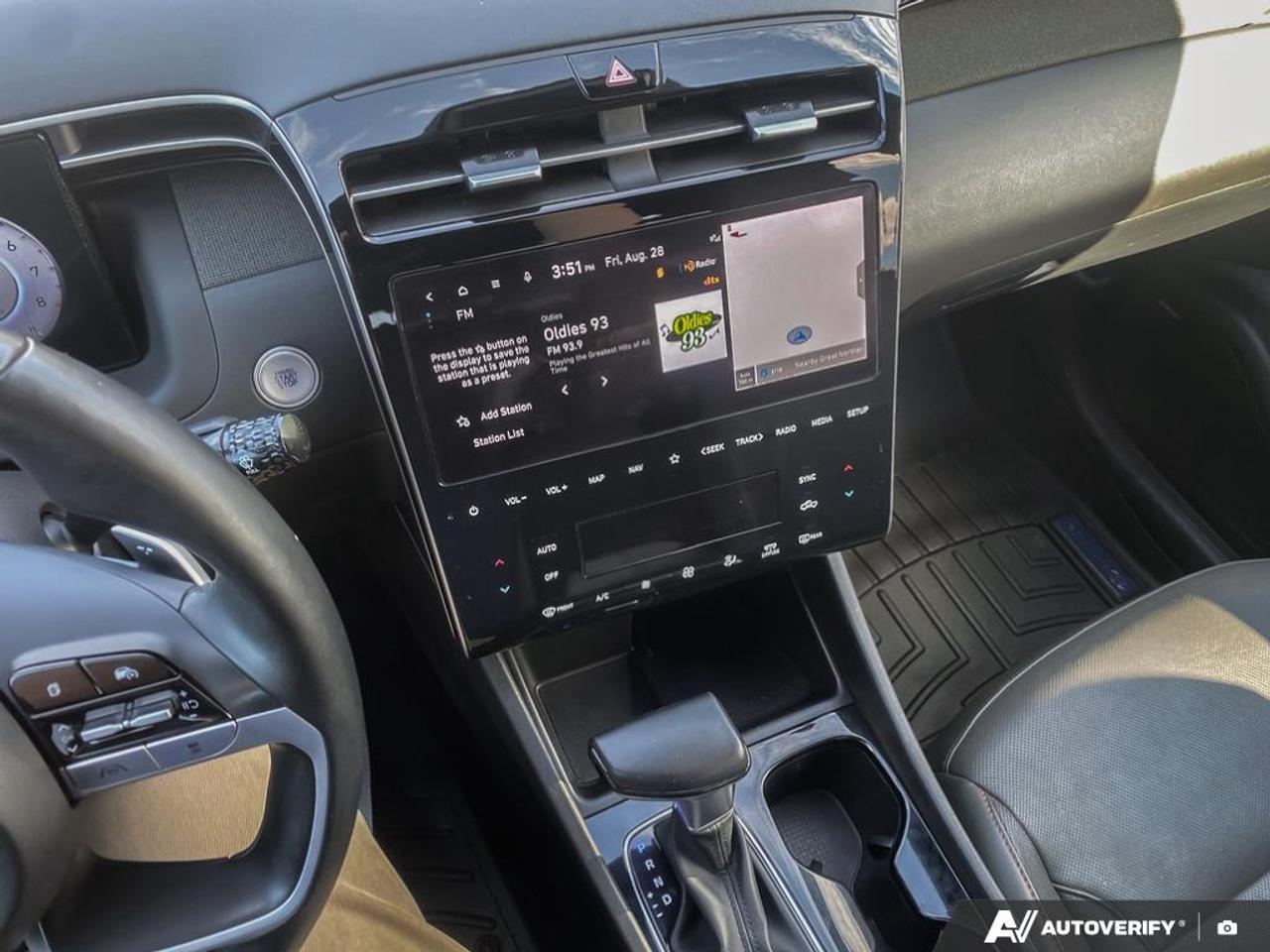 2023 Hyundai Santa Cruz Ultimate w/Colour Package POWER MOONROOF | NAV | LEATHER Photo