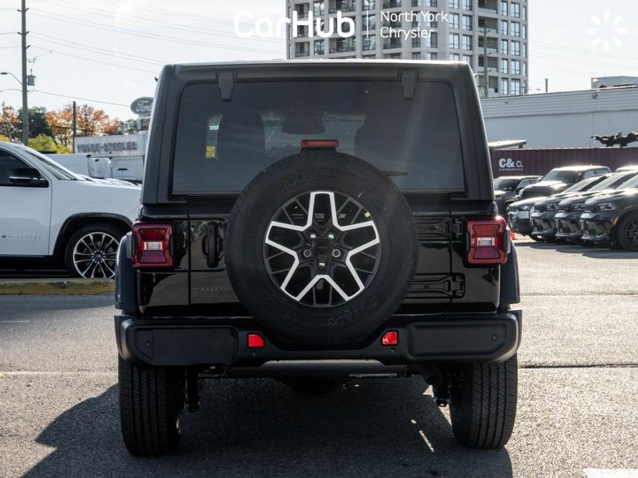 2027 Jeep Wrangler SAHARA 3.6L Pentastar V6 | Sahara Popular Equipment Group | Integrated Off-Road Camera | Alpine AudO Photo