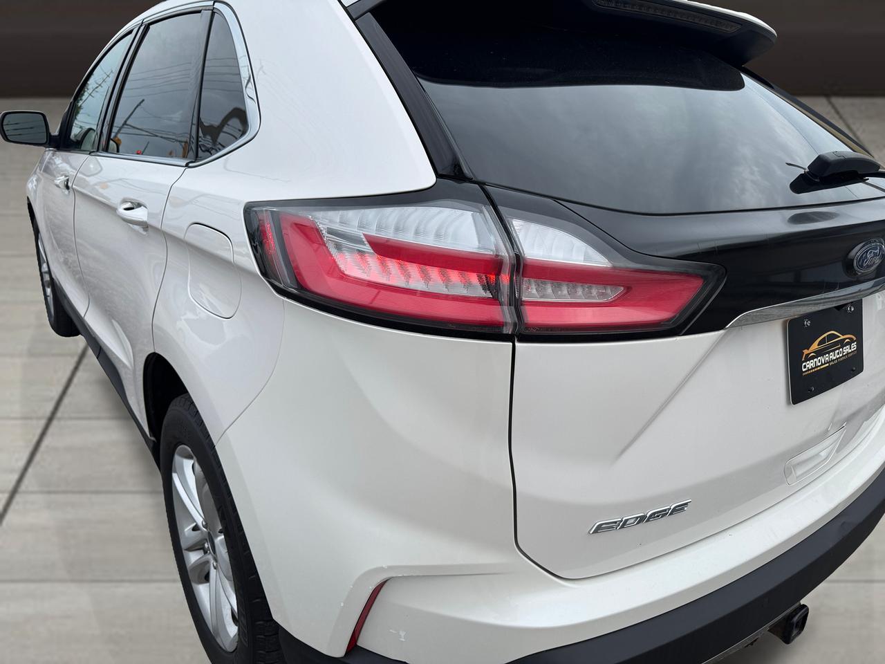 2019 Ford Edge SEL AWD+CLEAN CARFAX+ApplePlay+Remote Start Photo