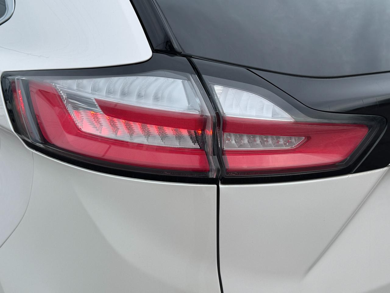2019 Ford Edge SEL AWD+CLEAN CARFAX+ApplePlay+Remote Start Photo