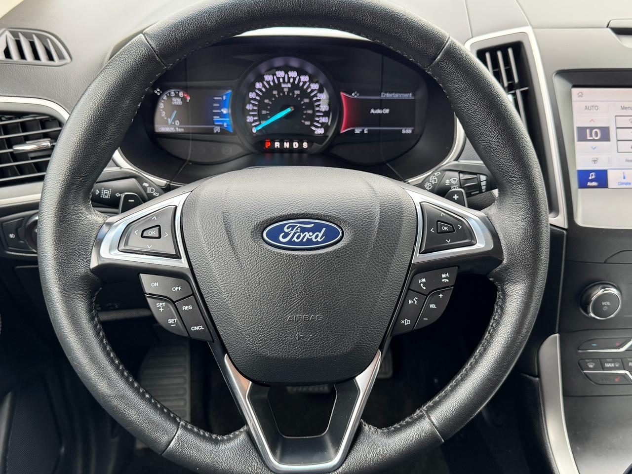 2019 Ford Edge SEL AWD+CLEAN CARFAX+ApplePlay+Remote Start Photo