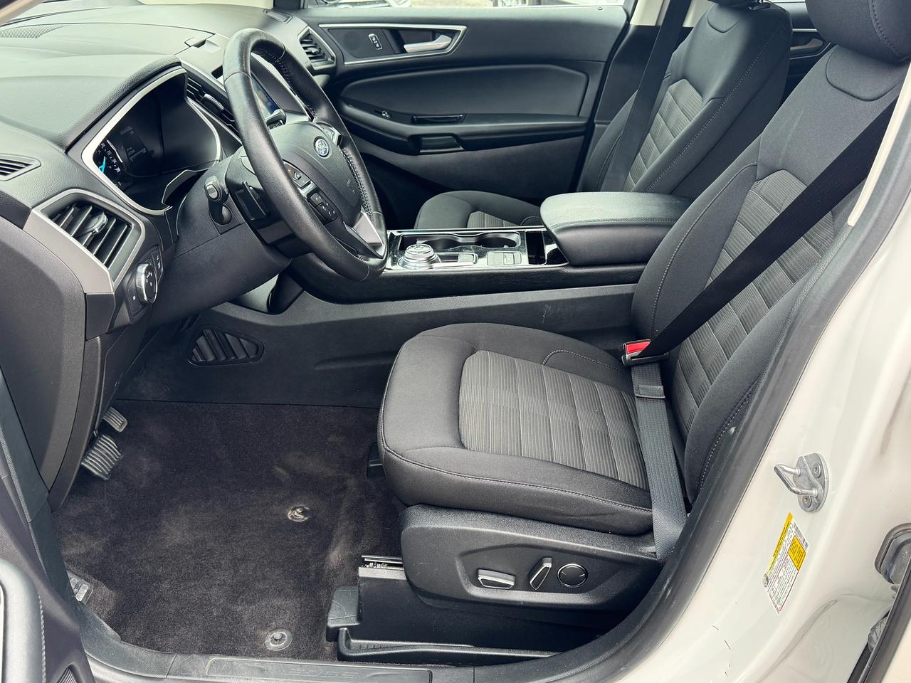 2019 Ford Edge SEL AWD+CLEAN CARFAX+ApplePlay+Remote Start Photo