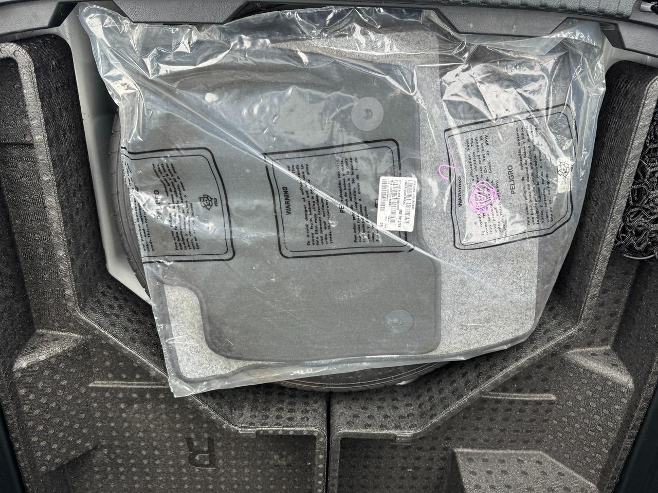 2019 Ford Edge SEL AWD+CLEAN CARFAX+ApplePlay+Remote Start Photo