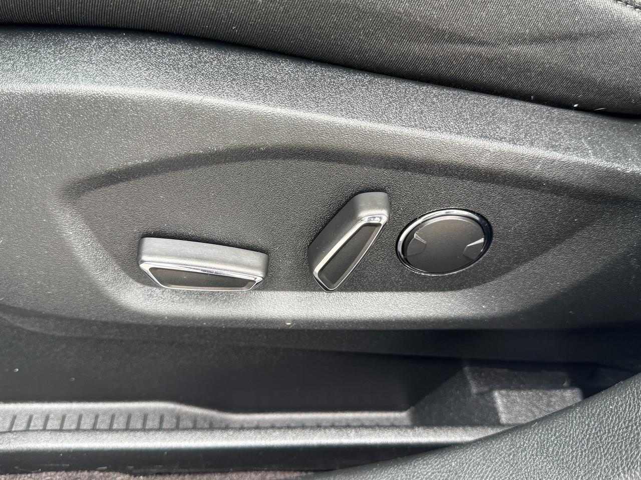 2019 Ford Edge SEL AWD+CLEAN CARFAX+ApplePlay+Remote Start Photo