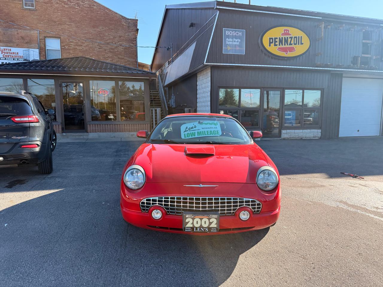 2002 Ford Thunderbird