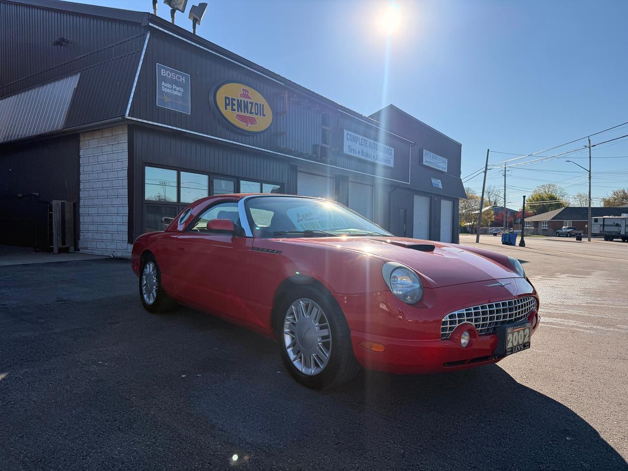 2002 Ford Thunderbird 2dr Conv w/Hardtop Photo