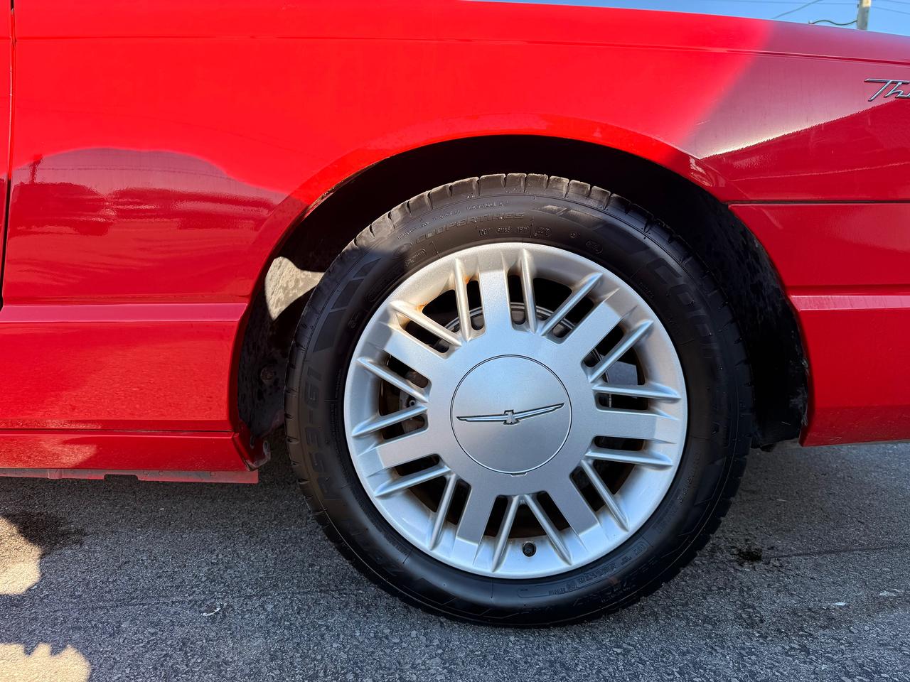 2002 Ford Thunderbird 2dr Conv w/Hardtop Photo